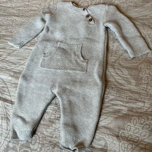 Cotton romper with button and pocket detail